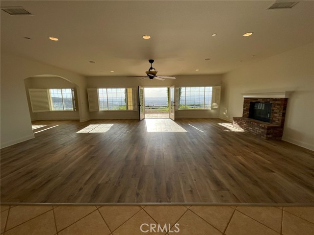 Detail Gallery Image 10 of 32 For 38975 Loftus Ln, Temecula,  CA 92592 - 3 Beds | 2/1 Baths