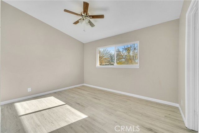 Detail Gallery Image 12 of 17 For 1041 W Avenue H2, Lancaster,  CA 93534 - 4 Beds | 2 Baths