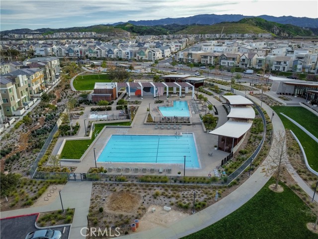 Detail Gallery Image 25 of 26 For 27227 Diamond Peak Ln #302,  Valencia,  CA 91381 - 4 Beds | 3/1 Baths