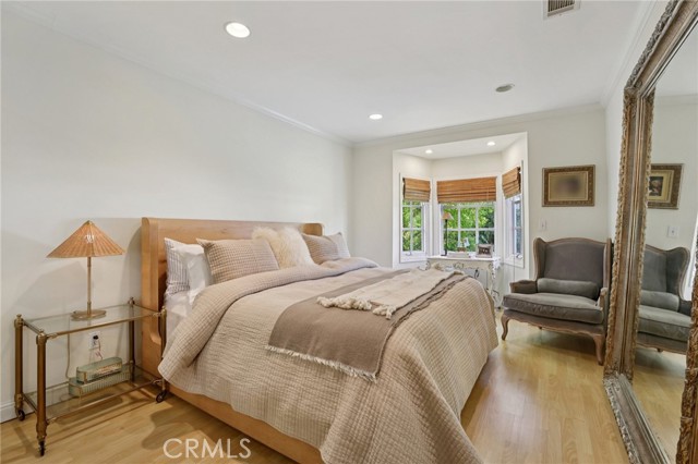 Detail Gallery Image 34 of 54 For 22015 Independencia St, Woodland Hills,  CA 91364 - 3 Beds | 2 Baths