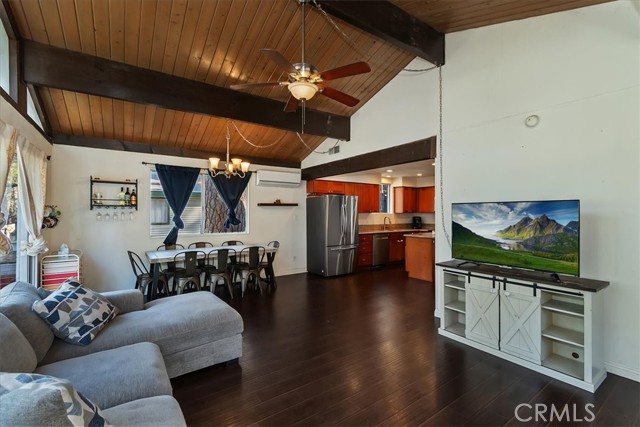 Detail Gallery Image 9 of 42 For 22868 Laurel, Crestline,  CA 92325 - 3 Beds | 2 Baths