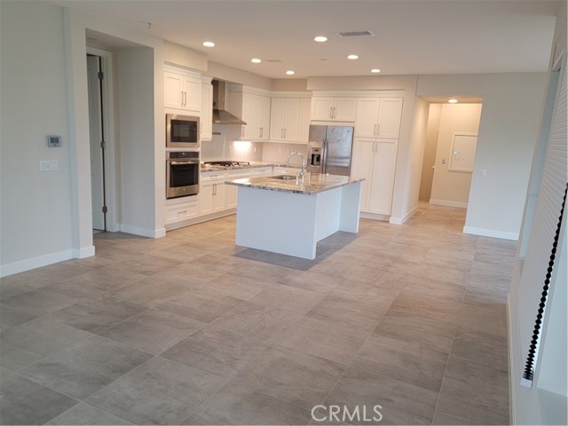 Detail Gallery Image 12 of 39 For 325 Doheny Way, Dana Point,  CA 92629 - 3 Beds | 2 Baths