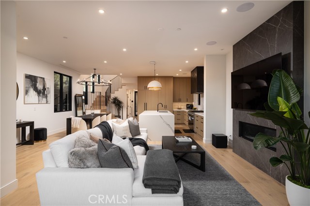 508 Goldenrod Avenue, Corona del Mar CA: https://media.crmls.org/medias/512c4f77-8f07-4528-862c-b81cd9c3a221.jpg