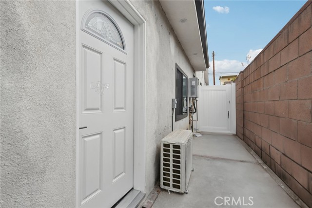 Detail Gallery Image 17 of 31 For 16425 Tulsa St, Granada Hills,  CA 91344 - 5 Beds | 3/1 Baths