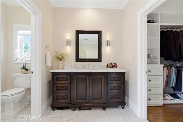 Detail Gallery Image 22 of 37 For 4469 Stern Ave, Sherman Oaks,  CA 91423 - 5 Beds | 5 Baths