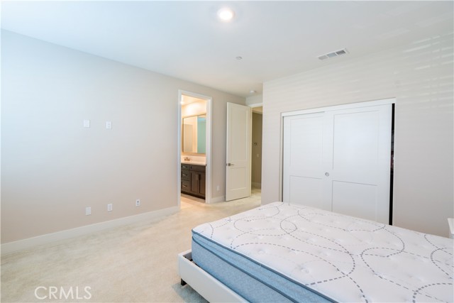 Detail Gallery Image 39 of 47 For 51 Cartwheel, Irvine,  CA 92618 - 5 Beds | 4/2 Baths