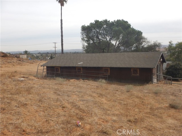 Detail Gallery Image 18 of 51 For 9417 56th St, Jurupa Valley,  CA 92509 - 3 Beds | 2/1 Baths