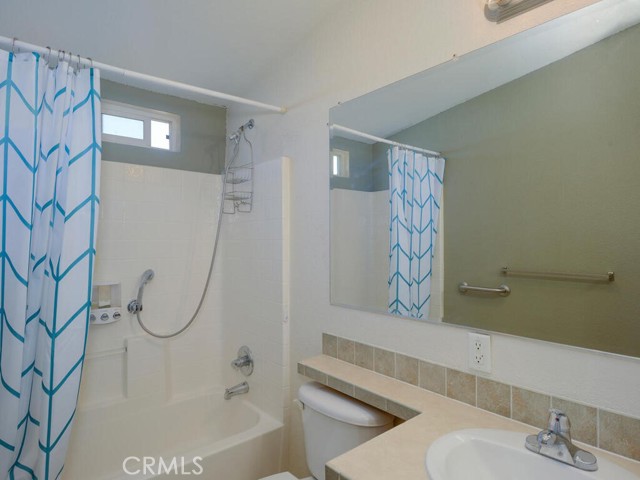 Detail Gallery Image 13 of 23 For 3700 Buchanan St #11,  Riverside,  CA 92503 - 3 Beds | 2 Baths