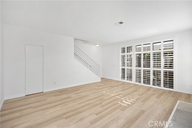 339 Cypress Drive, Laguna Beach CA: https://media.crmls.org/medias/512e9027-4b0c-44f8-9936-f8d4579ad17c.jpg