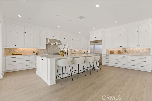 Detail Gallery Image 9 of 41 For 24175 N Camino Cascada, Valencia,  CA 91354 - 5 Beds | 5/1 Baths