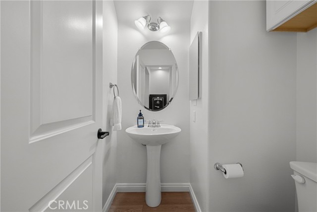 Detail Gallery Image 10 of 19 For 19415 Opal Ln, Saugus,  CA 91350 - 2 Beds | 2/1 Baths