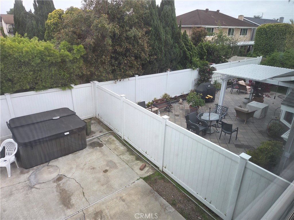 MLS #OC25109854 img 5