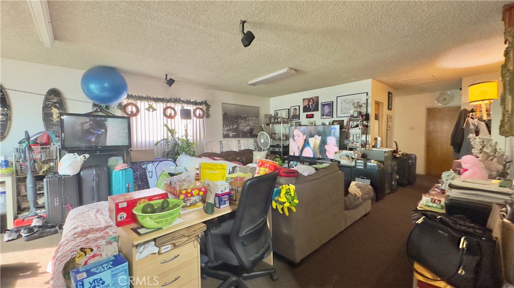 MLS #WS25065101 img 7