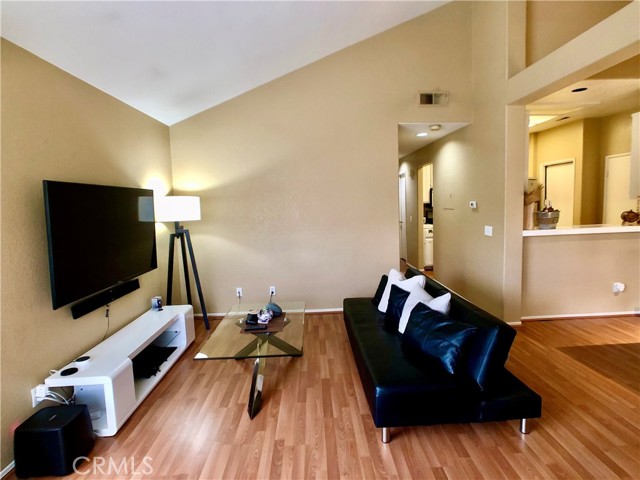 Detail Gallery Image 7 of 37 For 163 Night Heron Ln, Aliso Viejo,  CA 92656 - 2 Beds | 2 Baths