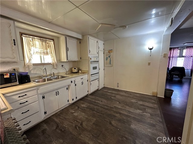 12813 Seventh, Yucaipa CA: https://media.crmls.org/medias/5132712c-086c-4b7c-9cda-c8d795fd5042.jpg