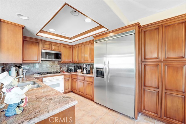 Detail Gallery Image 8 of 21 For 3739 Calle Jazmin, Calabasas,  CA 91302 - 3 Beds | 2/1 Baths