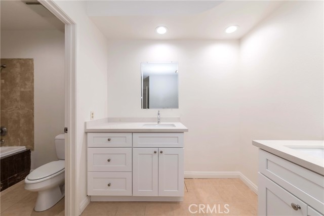 Detail Gallery Image 25 of 33 For 2518 Greenwich Dr, Fullerton,  CA 92833 - 3 Beds | 2 Baths