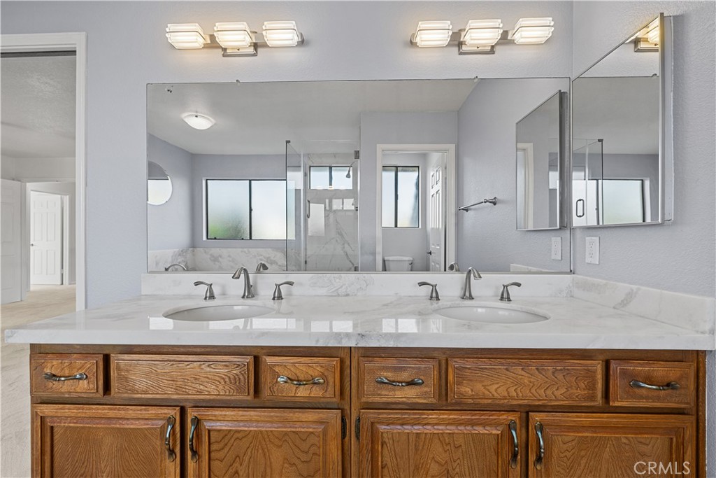 MLS #OC25231076 image #26