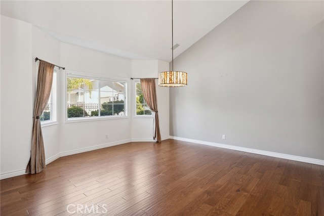 22501 Marilla Street, Chatsworth CA: https://media.crmls.org/medias/5133cc08-e061-4cee-a450-33c3a7ce1854.jpg