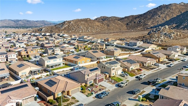 Detail Gallery Image 6 of 43 For 30150 Paloma Ridge Ln, Menifee,  CA 92585 - 4 Beds | 3 Baths