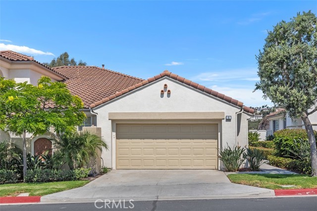64 Avenida Cristal, San Clemente CA: https://media.crmls.org/medias/51341c69-5b37-4de4-86e7-085f38c099ff.jpg