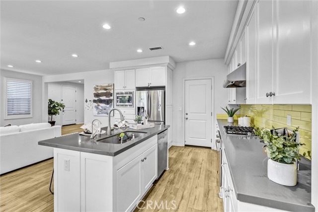 Image 9 of 30 For 131 Okra  