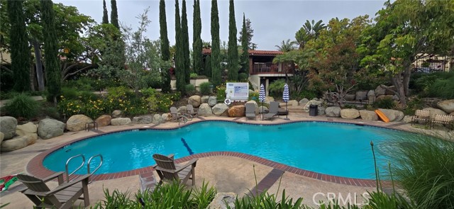 1364 Park Plaza Drive, Long Beach CA: https://media.crmls.org/medias/5135a3e7-1951-4535-947e-ef83e551a351.jpg