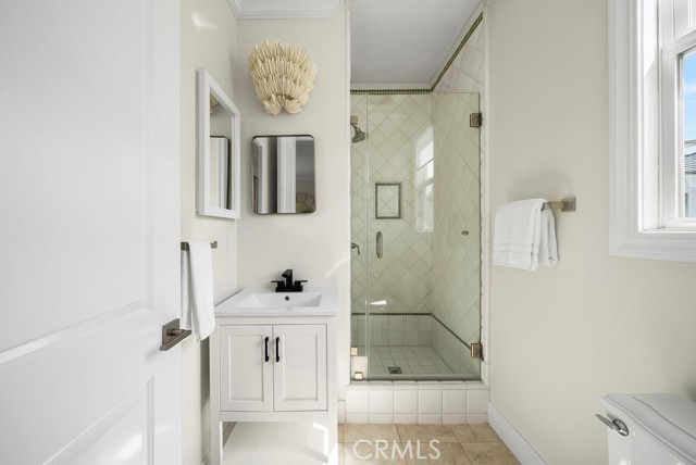 Detail Gallery Image 29 of 45 For 410 Acacia Ave #1/2,  Corona Del Mar,  CA 92657 - 3 Beds | 3 Baths