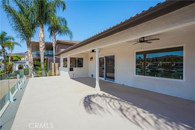 30360 Point Marina, Canyon Lake CA: https://media.crmls.org/medias/51364b4b-22ec-474a-92fd-50d5a24ba698.jpg