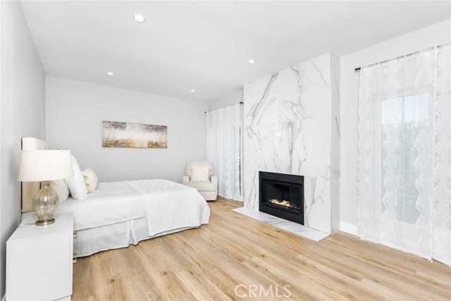 5923 Etiwanda Avenue, Tarzana CA: https://media.crmls.org/medias/51366b8d-ff17-445b-bc1f-4416a6cf86b8.jpg