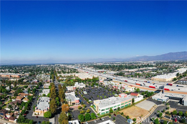 1520 N, Ontario CA: https://media.crmls.org/medias/5136b370-adde-4aea-9476-3d8e3dc6c13f.jpg