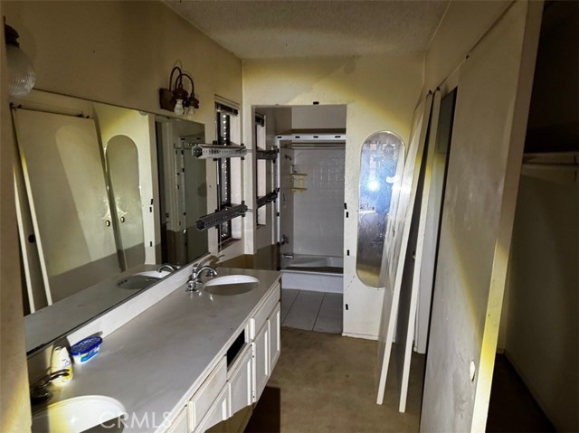 3 Skyview Circle photo 14