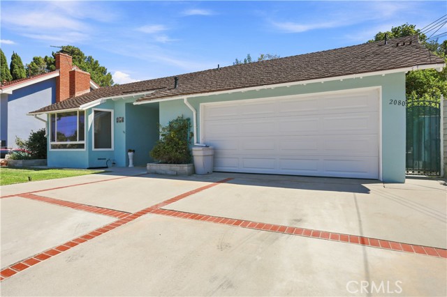 Spacious parking for multiple cars & even an RV Spacious parking for multiple cars & even an RV