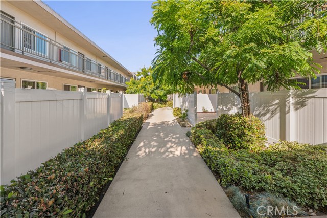 Detail Gallery Image 5 of 17 For 20917 Amie Ave #34,  Torrance,  CA 90503 - 1 Beds | 1 Baths