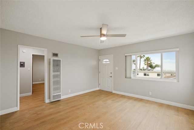 Detail Gallery Image 6 of 23 For 740 W 27th St #4,  San Pedro,  CA 90731 - 2 Beds | 1 Baths