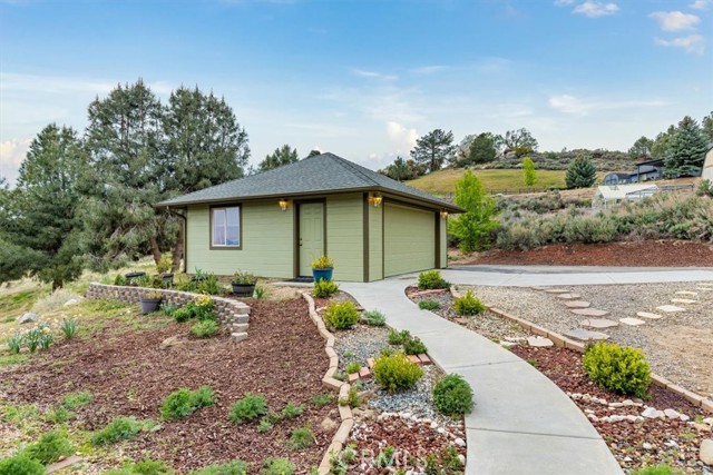 Detail Gallery Image 63 of 73 For 24921 Sunset Way, Tehachapi,  CA 93561 - 2 Beds | 2 Baths