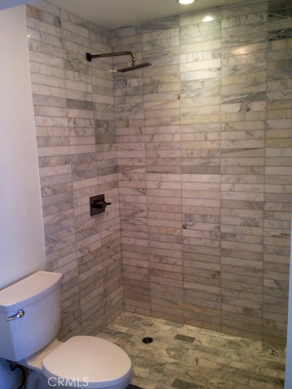 8811 Burton Way # 209, Los Angeles, California 90048, 1 Bedroom Bedrooms, ,1 BathroomBathrooms,Residential Lease,For Rent,8811 Burton Way # 209,CRSR24158270