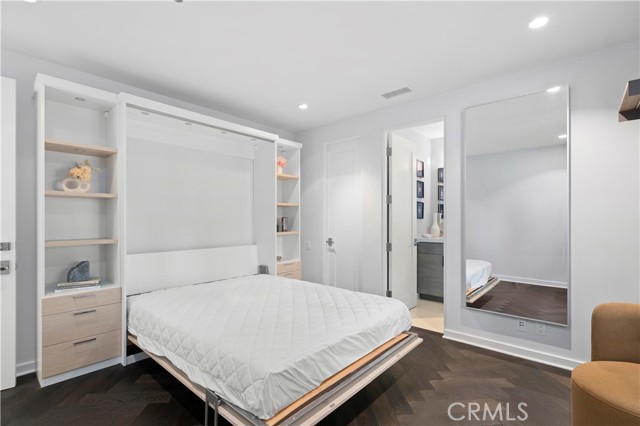 3731 5th Avenue, Corona del Mar CA: https://media.crmls.org/medias/513acef7-ce61-4765-8897-9137793be770.jpg