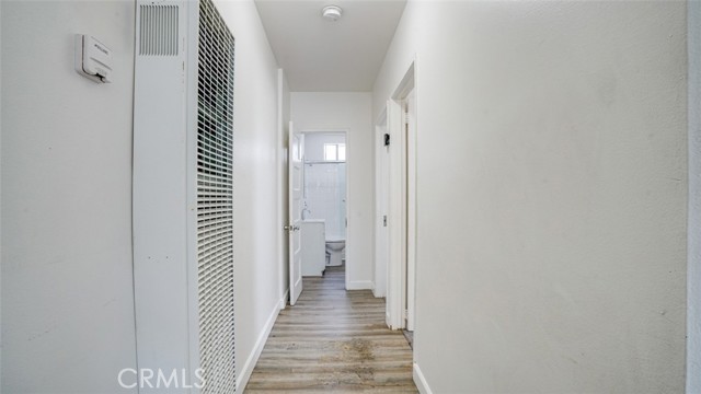 5903 Bonsallo Avenue, Los Angeles CA: https://media.crmls.org/medias/513ae51e-931a-477b-8d62-6b6d3c57f5c6.jpg
