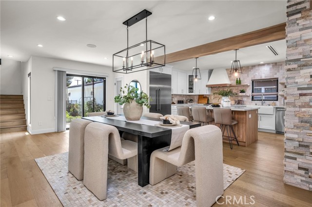 Detail Gallery Image 12 of 49 For 5110 Greenbush Ave, Sherman Oaks,  CA 91423 - 6 Beds | 6 Baths