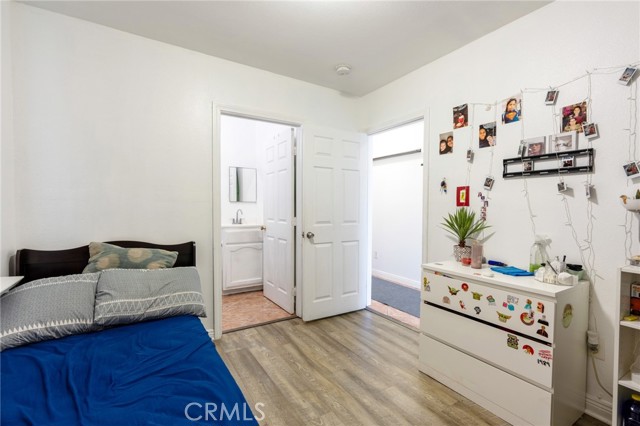 Detail Gallery Image 11 of 15 For 10403 Wilmington Ave, Los Angeles,  CA 90002 - 4 Beds | 2 Baths