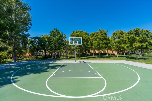 Detail Gallery Image 27 of 39 For 88 Capricorn, Irvine,  CA 92618 - 2 Beds | 2 Baths