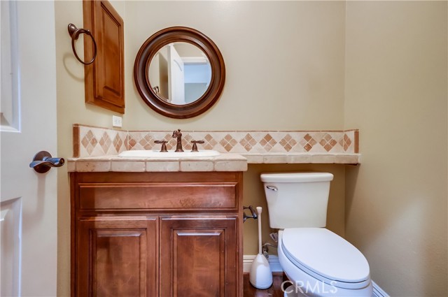 Detail Gallery Image 14 of 25 For 2620 Grant Ave #B,  Redondo Beach,  CA 90278 - 4 Beds | 2/1 Baths