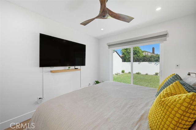 5357 122nd St, Hawthorne CA: https://media.crmls.org/medias/513c1338-89ce-4bd2-8354-6aa2b13b2384.jpg