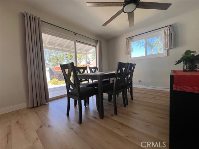 Detail Gallery Image 9 of 37 For 20933 Hemmingway St, Canoga Park,  CA 91304 - 4 Beds | 3 Baths