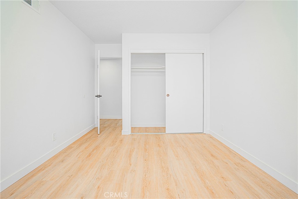 https://media.crmls.org/medias/513e012c-f238-4b81-acaf-0772dd3f00ca.jpg?preset=X-Large