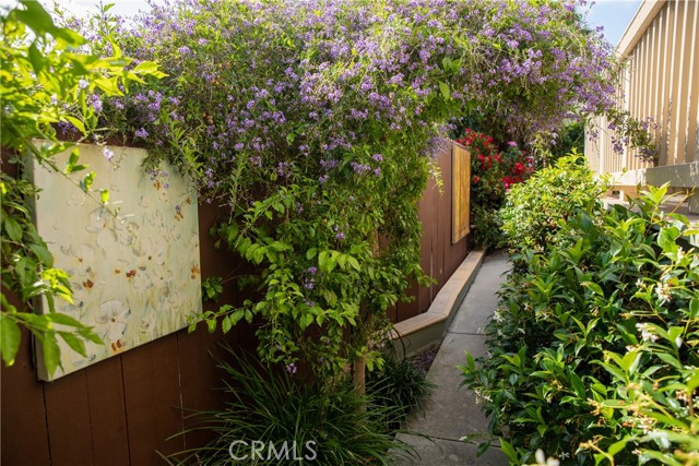 464 Bent Street # A, Laguna Beach, California 92651, 1 Bedroom Bedrooms, ,1 BathroomBathrooms,Residential Lease,For Rent,464 Bent Street # A,CRLG24205455