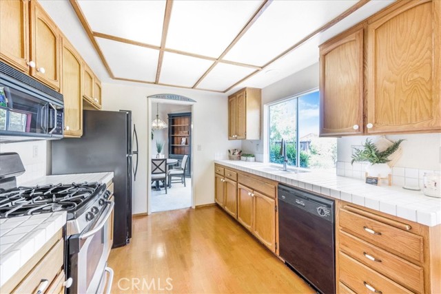 29812 Nightview Circle, Temecula CA: https://media.crmls.org/medias/513fdaea-41b0-473a-8a5a-ac75e4388a2a.jpg