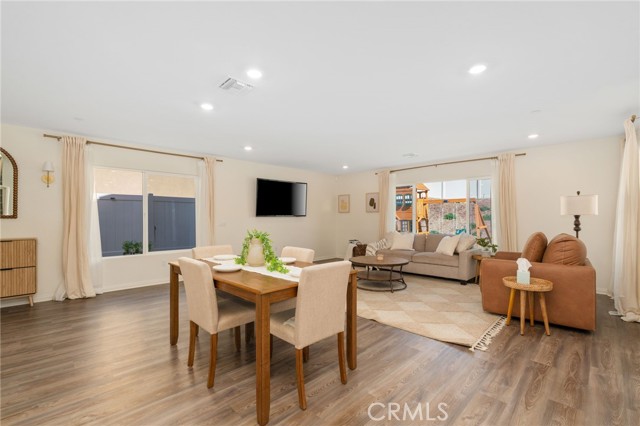 Detail Gallery Image 6 of 37 For 25576 Cetara, Homeland,  CA 92548 - 5 Beds | 3 Baths