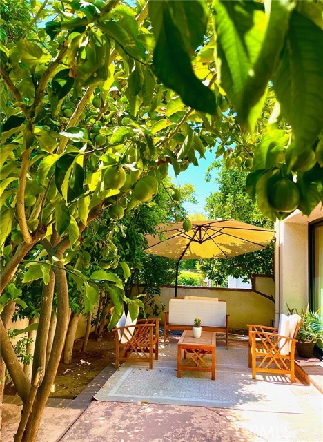 18759 Hatteras Street, Tarzana CA: https://media.crmls.org/medias/5140dd44-0ecc-44b6-9def-039e1afa48ad.jpg